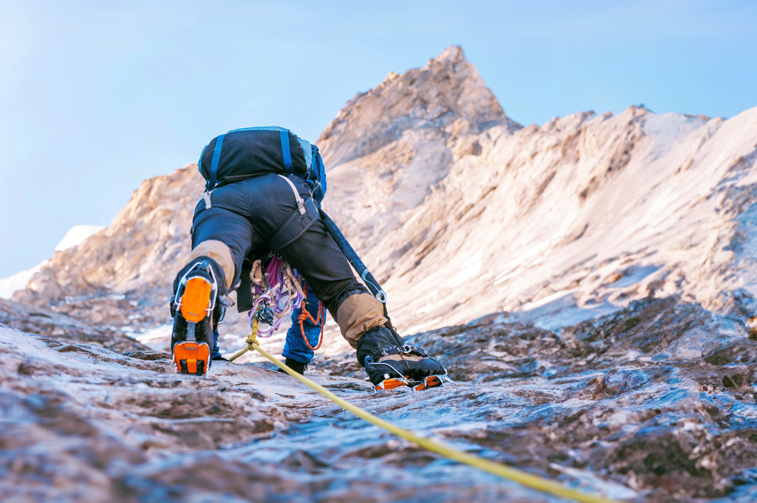 The Deadly Obsession with Everest | ExpedReview Blog