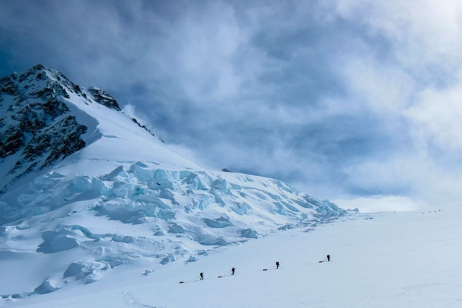 10 Incredible Mountaineering Destinations Around the World