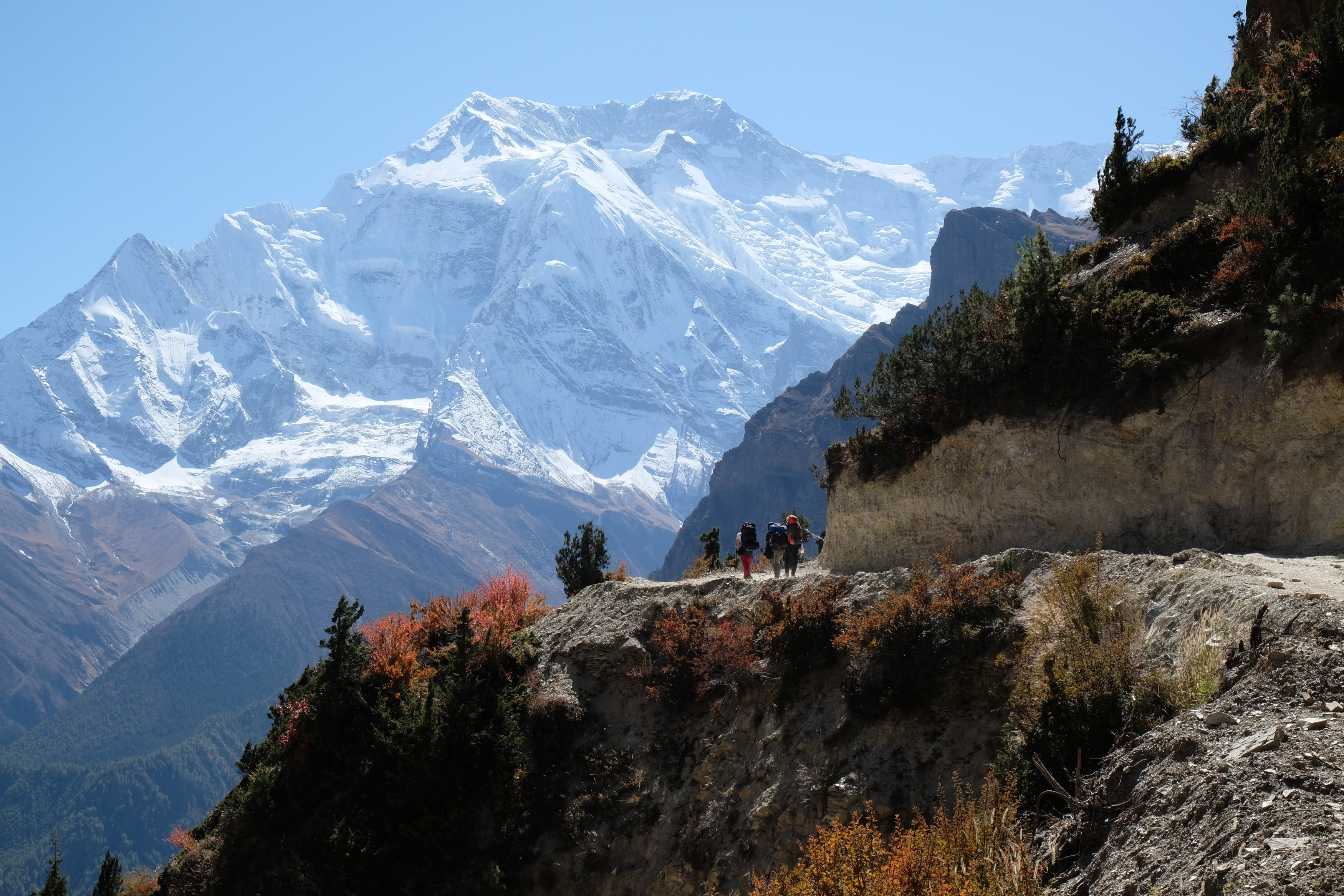 Exploring the Annapurna Circuit: A Journey Through Nepal's Enchanting Landscapes