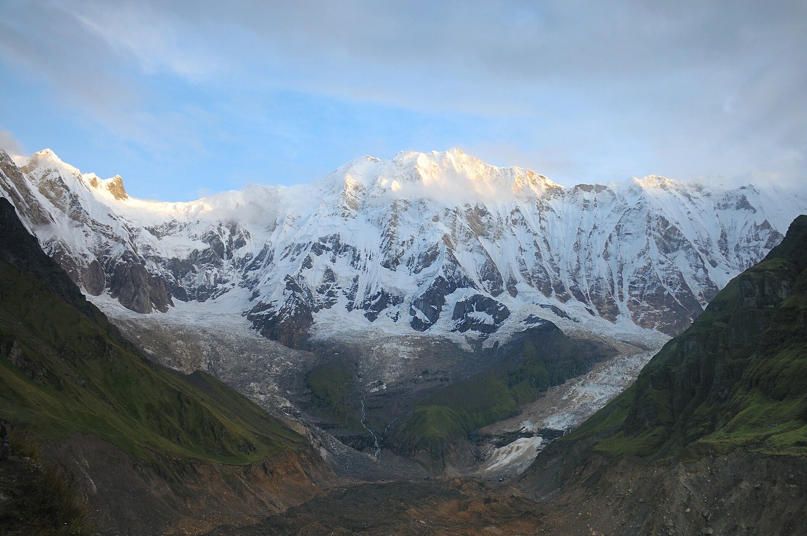 Annapurna I Expedition Guides and Climbing Guide | ExpedReview